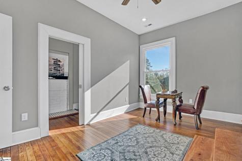 522 S Harper Street Laurens SC 29360