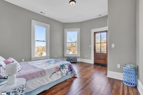 522 S Harper Street Laurens SC 29360