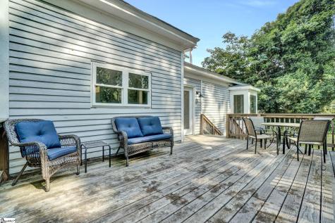 522 S Harper Street Laurens SC 29360
