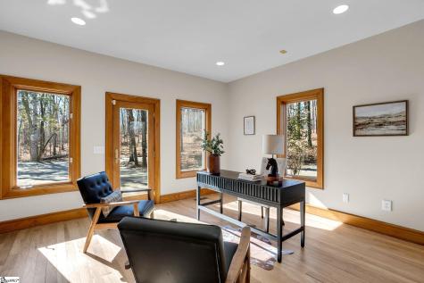 233 Stable Gate Drive Campobello SC 29322