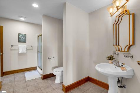 233 Stable Gate Drive Campobello SC 29322