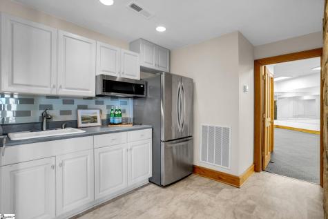 233 Stable Gate Drive Campobello SC 29322