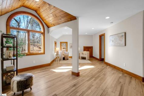 233 Stable Gate Drive Campobello SC 29322