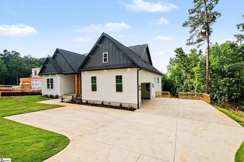 197 Old Farrs Bridge Road Greenville SC 29611