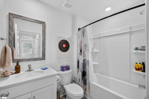 221 Mable Leaf Lane Easley SC 29640