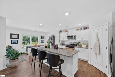 221 Mable Leaf Lane Easley SC 29640