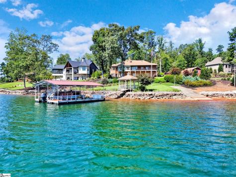 313 Lakeside Drive Seneca SC 29672