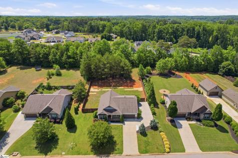 75 Rising Meadow Lane Taylors SC 29687