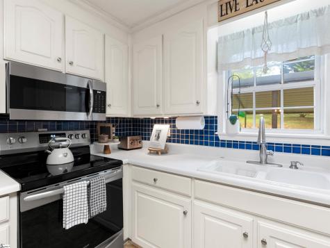 15990 Asheville Highway Campobello SC 29322