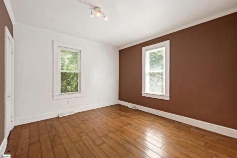 514 N Broad Street Clinton SC 29325