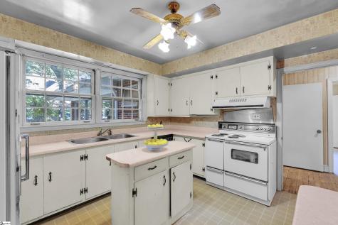 303 N B Street Easley SC 29640