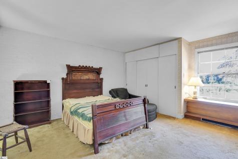 303 N B Street Easley SC 29640