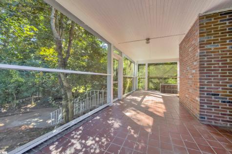 303 N B Street Easley SC 29640