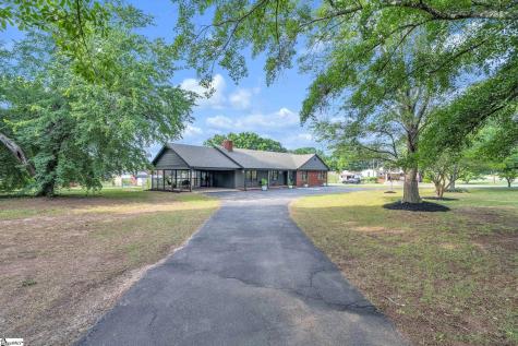 311 Costner Road Boiling Springs SC 29316