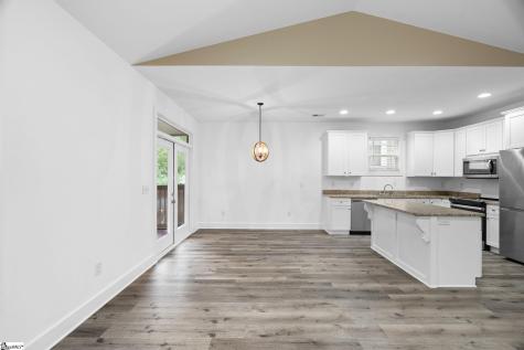 126 Colonial Walk Pickens SC 29671