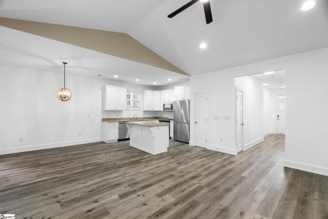 126 Colonial Walk Pickens SC 29671