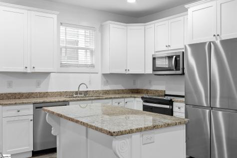 126 Colonial Walk Pickens SC 29671