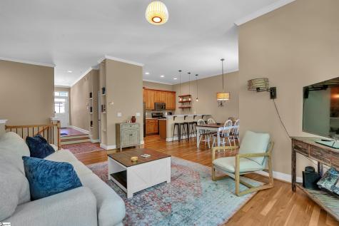 18 Edge Court Greenville SC 29609