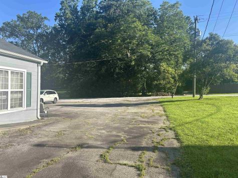 101 Elm Street Clinton SC 29325