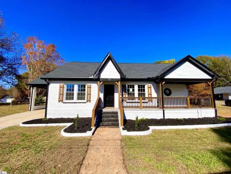 3017 Cherokee Avenue Gaffney SC 29340
