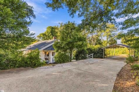 556 Lowndes Hill Road Greenville SC 29607