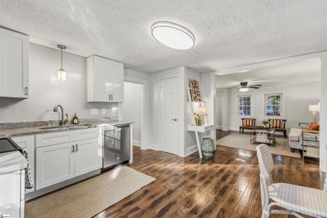 556 Lowndes Hill Road Greenville SC 29607
