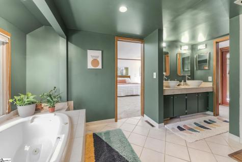 35 Selwyn Drive Greenville SC 29615