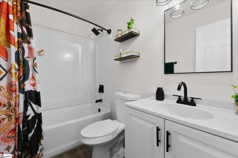 29 Lee Way Taylors SC 29687