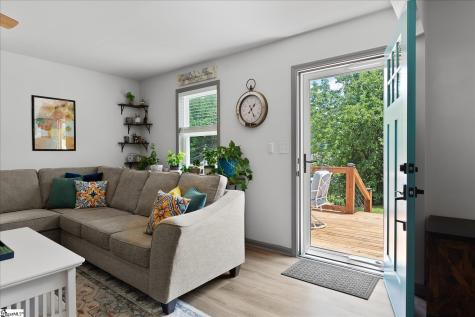 29 Lee Way Taylors SC 29687