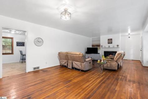 1020 Woodburn Road Spartanburg SC 29302
