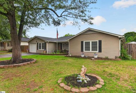 106 Baldwin Circle Mauldin SC 29662