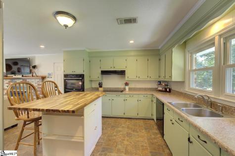 303 Mill Street Williamston SC 29697