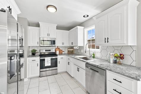 241 Cool Water Court Spartanburg SC 29316