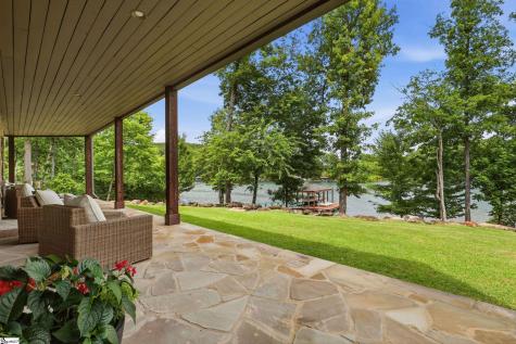 147 S Edgewater Drive Sunset SC 29685