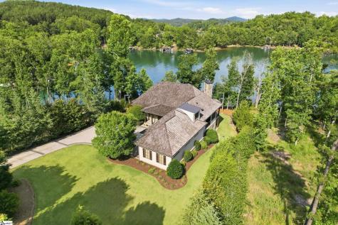 147 S Edgewater Drive Sunset SC 29685