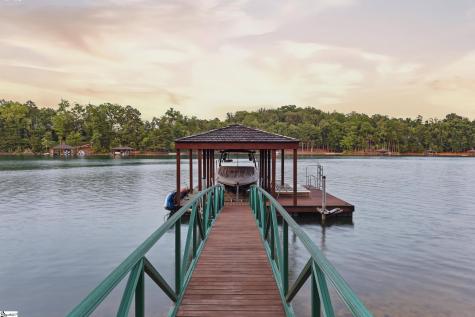 147 S Edgewater Drive Sunset SC 29685