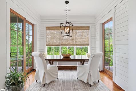147 S Edgewater Drive Sunset SC 29685