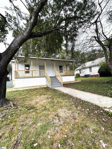 104 Hodgens Drive Travelers Rest SC 29690