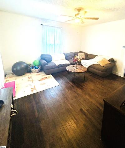 104 Hodgens Drive Travelers Rest SC 29690