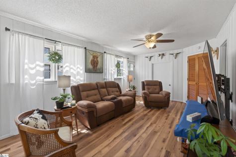 135 W Church Street Cowpens SC 29330