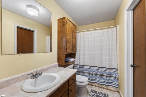 135 W Church Street Cowpens SC 29330