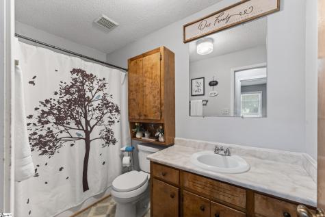 135 W Church Street Cowpens SC 29330