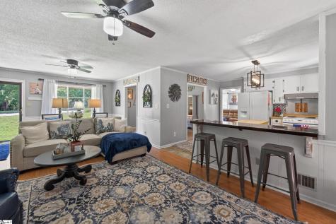 135 W Church Street Cowpens SC 29330