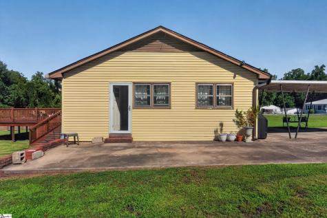 135 W Church Street Cowpens SC 29330