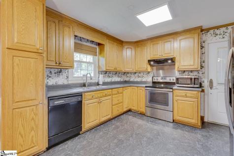 161 Academy Drive Pickens SC 29671