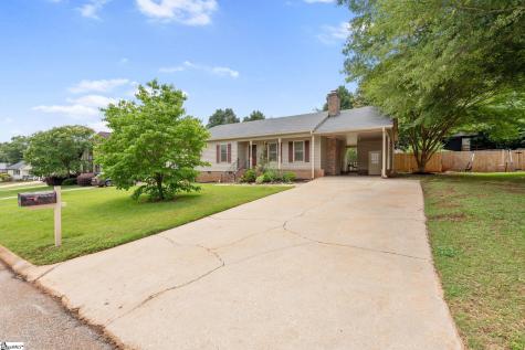 202 Barley Run Simpsonville SC 29681