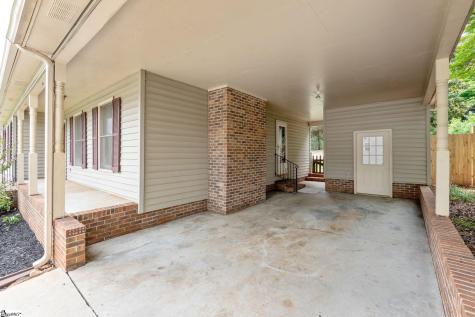 202 Barley Run Simpsonville SC 29681