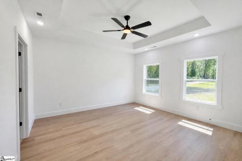 179 Cedar Avenue Wellford SC 29385