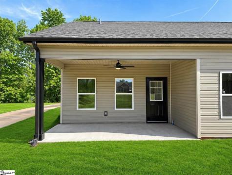 179 Cedar Avenue Wellford SC 29385