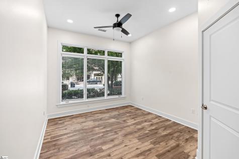 98 E Mcbee Avenue Greenville SC 29601